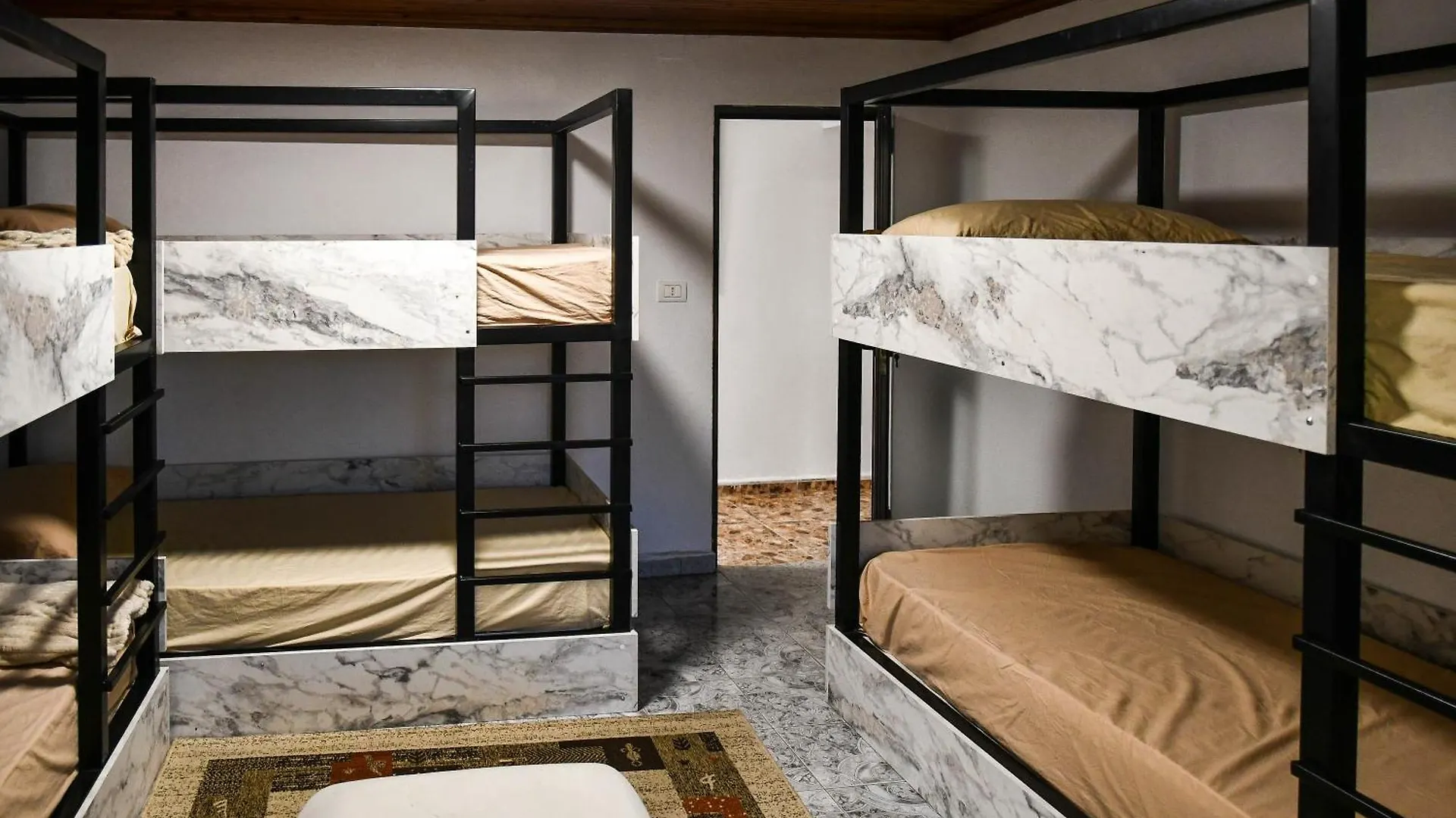 Hostel 2Vb Shkoder